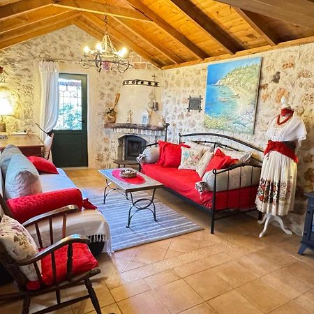 Вилла House Dobrila Игране Экстерьер фото