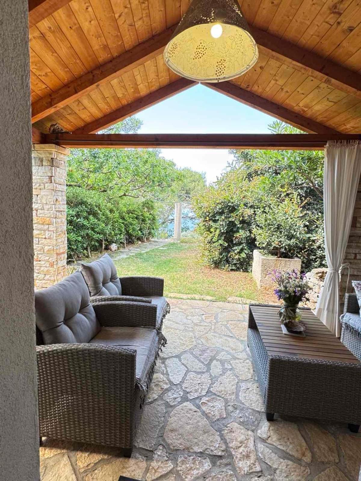 Вилла House Dobrila Игране Экстерьер фото