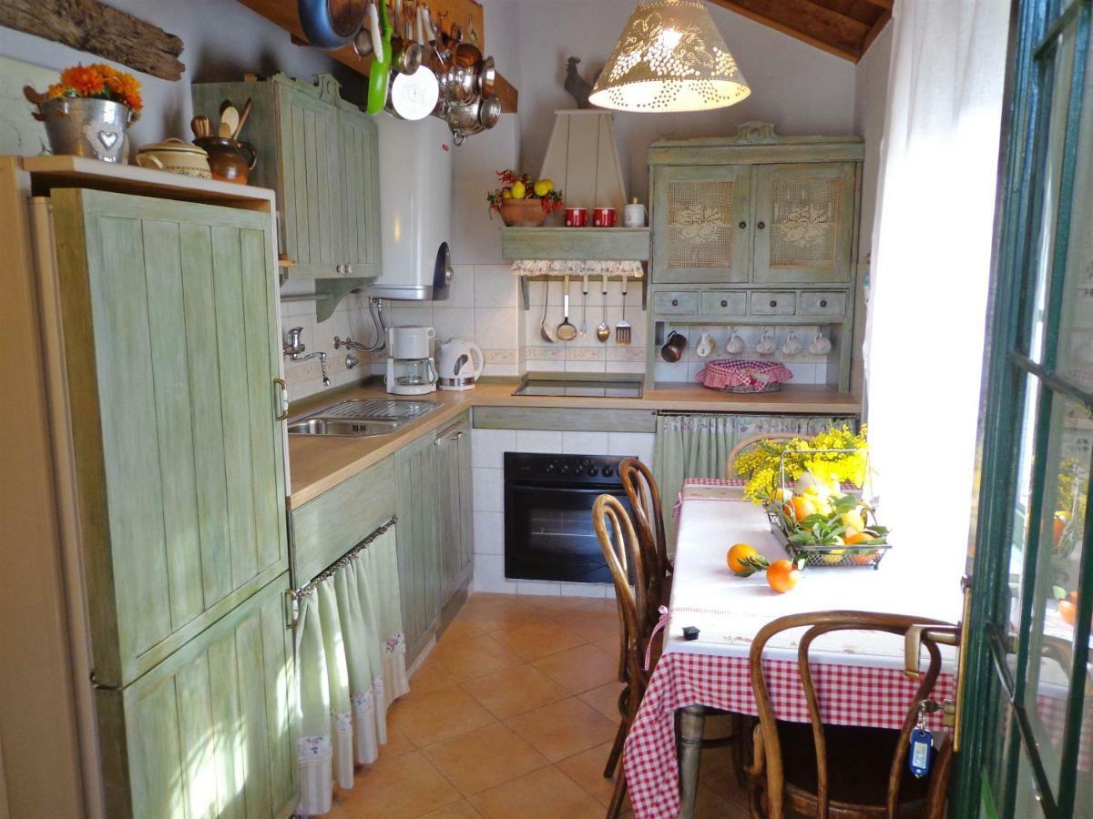 Вилла House Dobrila Игране Экстерьер фото