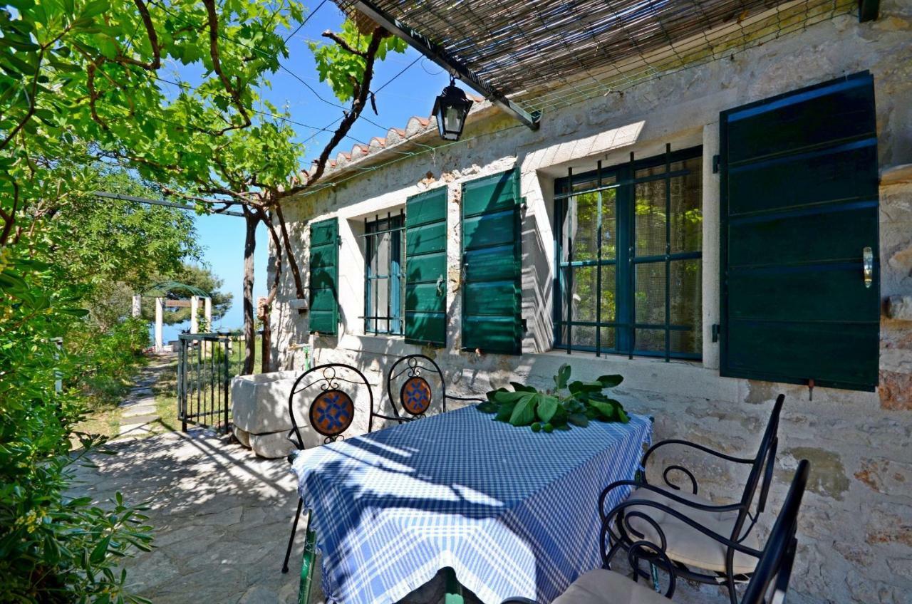 Вилла House Dobrila Игране Экстерьер фото