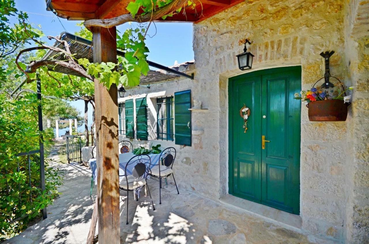 Вилла House Dobrila Игране Экстерьер фото